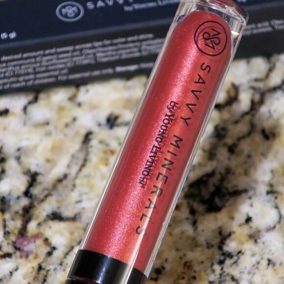 Savvy Minerals Young Living Lip Gloss Anchors Away - Picture 2 of 4